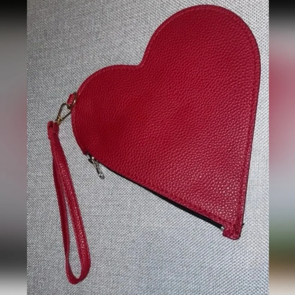 Heart-Shaped  Wristlet